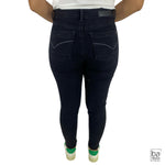 Jean Oxford 041248